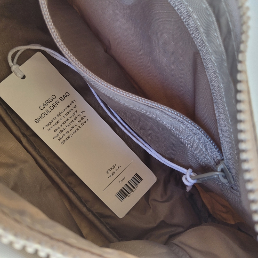 NWT BAGGU Small Cargo Shoulder Bag Dove Taupe Tan - Picture 6 of 6